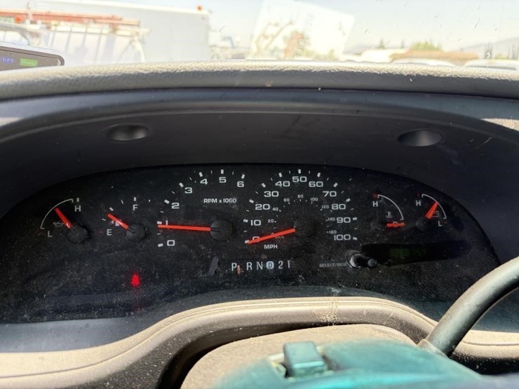 2006-ford-e350-image-15