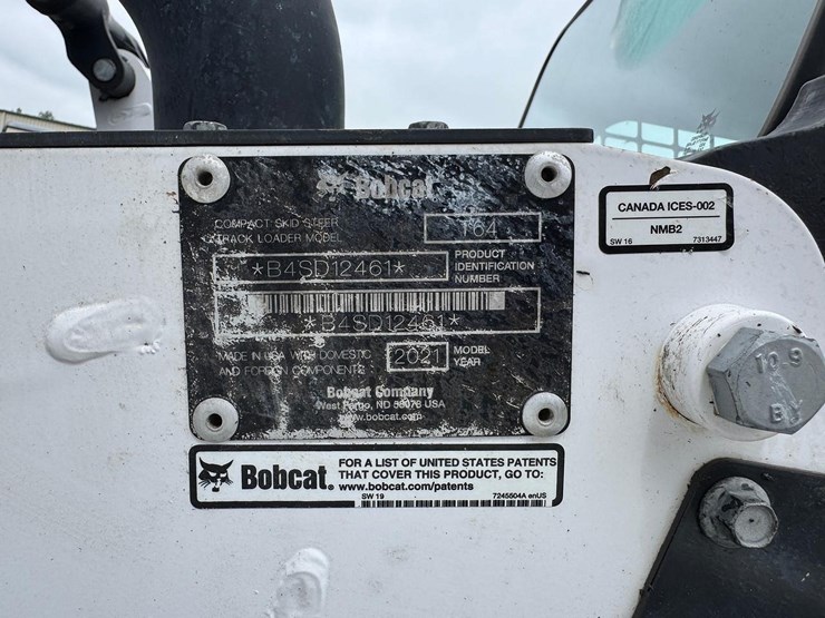 2021-bobcat-t64-image-31
