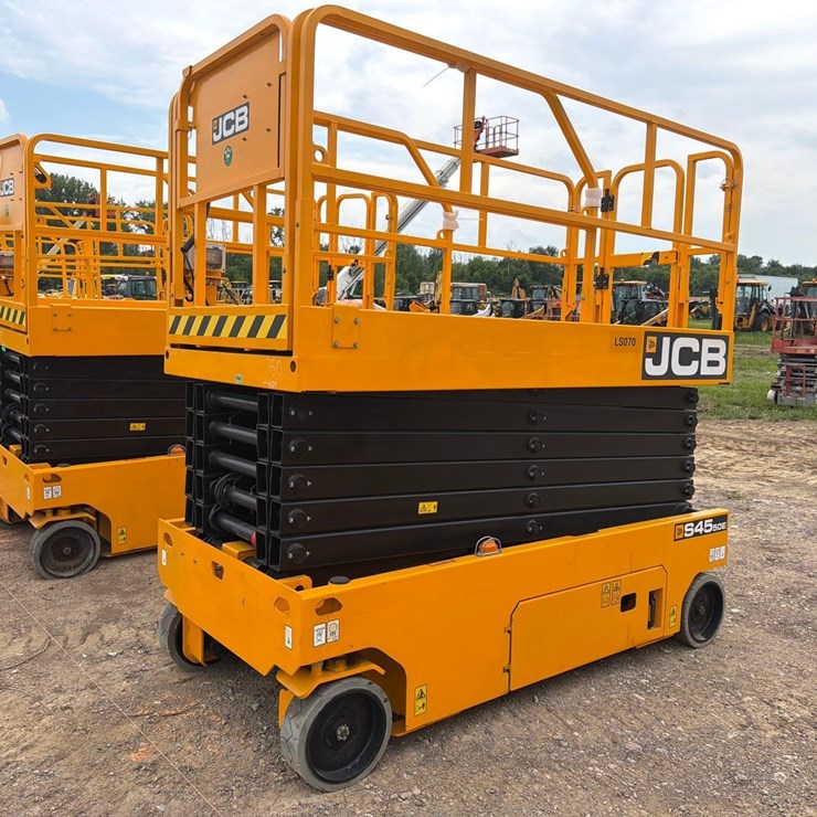JCB S4550E