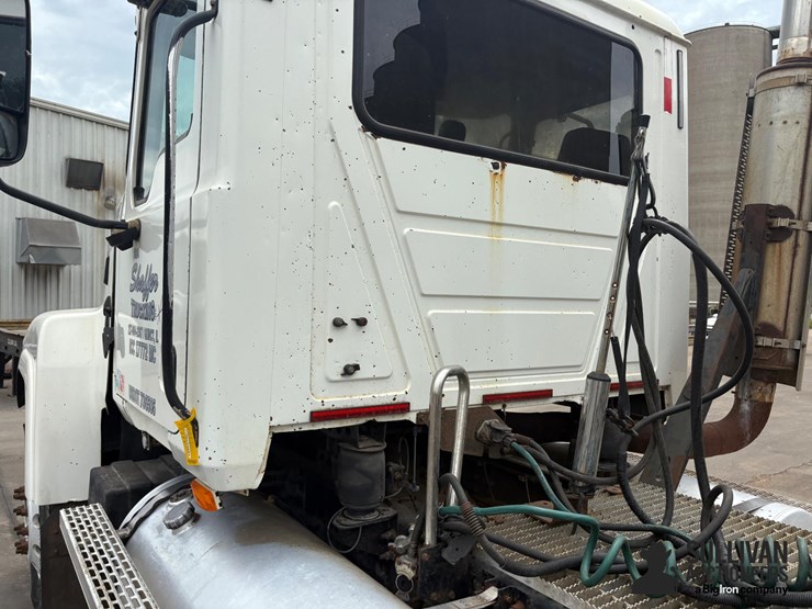 2007-mack-chn613-image-15