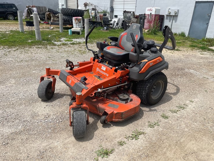 #4860-•-husqvarna-professional-z554-zero-turn-lawn-mower-image-9