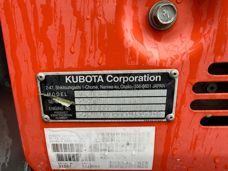 2019-kubota-kx040-image-28