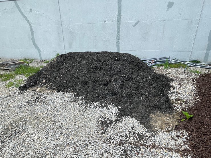 #4881-•-pile-of-black-wood-mulch-image-1