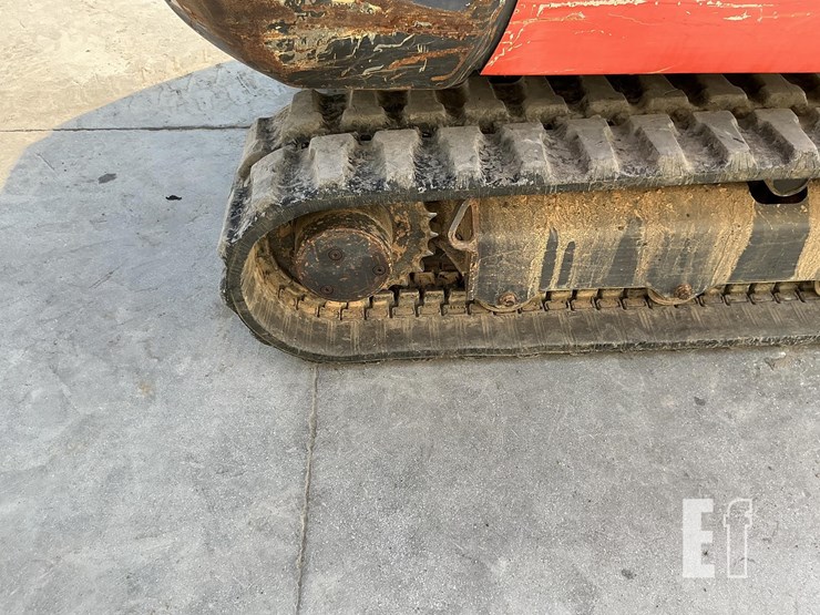 2015-kubota-kx040-4-image-10