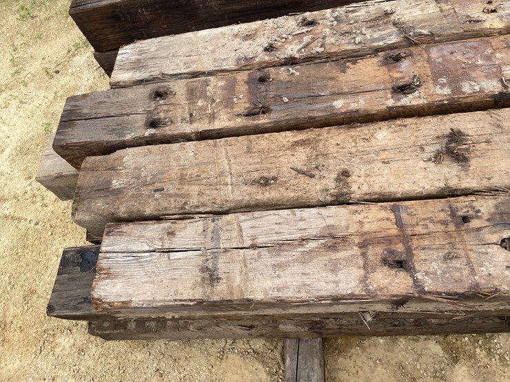 #3445-•-bundle-of-(12)-railroad-ties-image-9