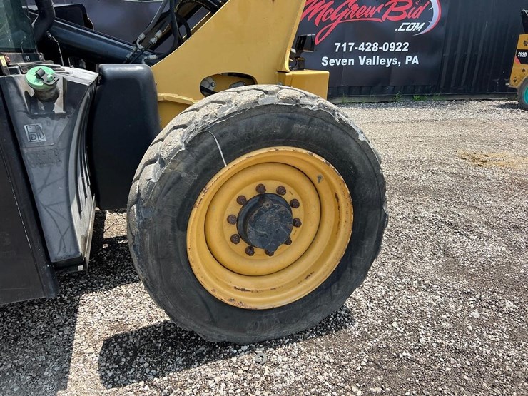 caterpillar-tl642c-image-17