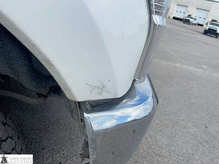 2021-ford-f250-image-26
