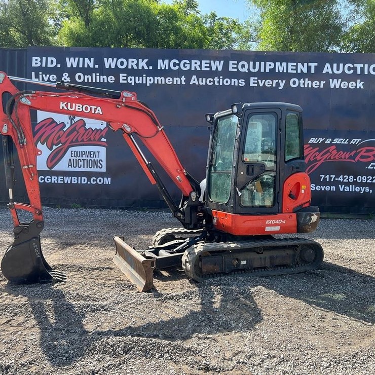 2020 KUBOTA KX040-4