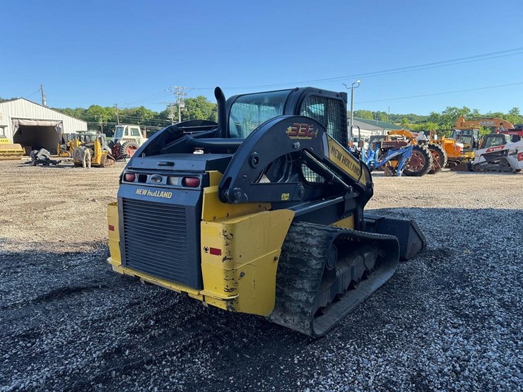 2022-new-holland-c332-image-4