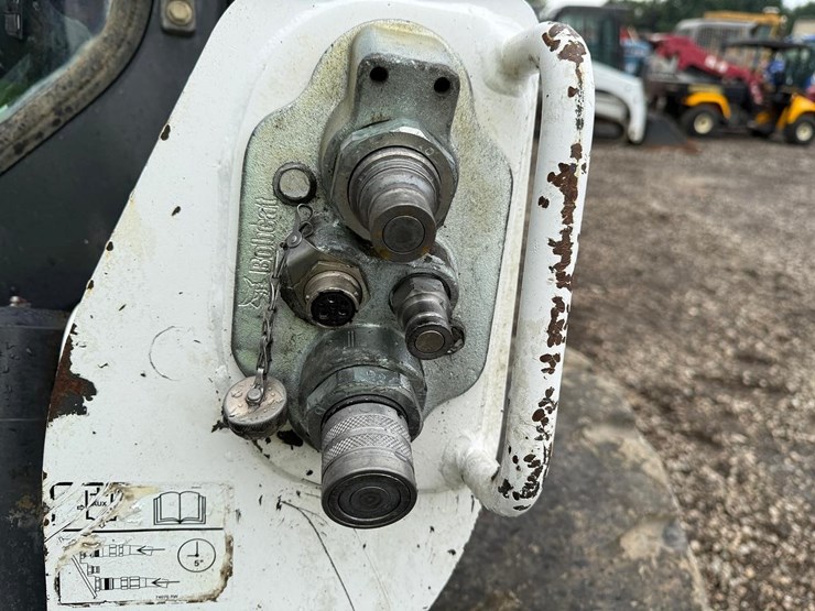 2018-bobcat-s770-image-11