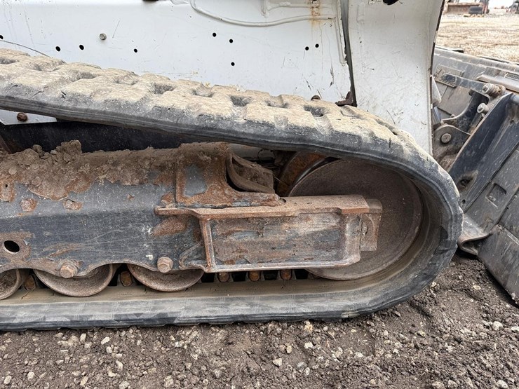 2024-bobcat-t595-image-14