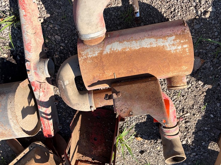 #8353-•-international-tractor-parts-image-6