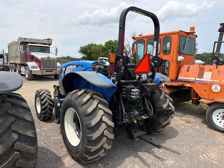 new-holland-workmaster-120-image-4
