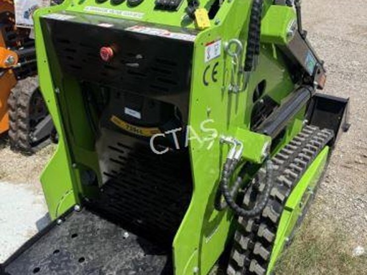 #50-•-mini-skid-steer-loader---ft36c---gas-image-5