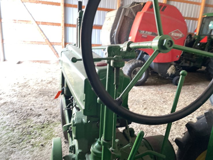 john-deere-model-b-image-23