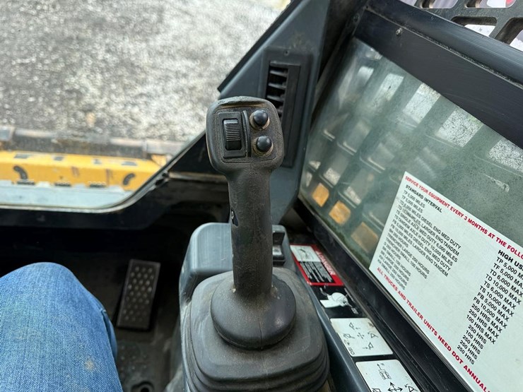 deere-333e-image-20