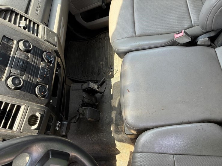 2018-ford-f250-image-18