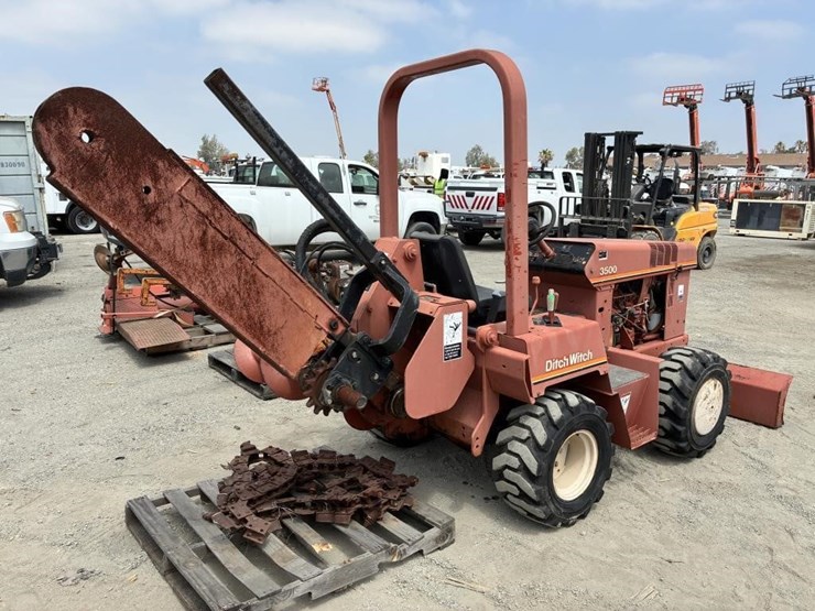 ditch-witch-3500dd-lsb-image-3