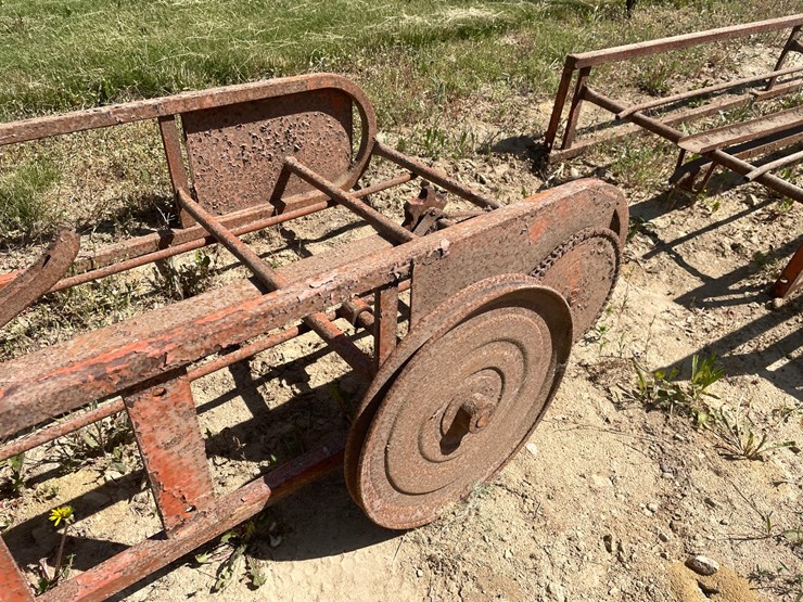 #3379-•-60'-hay-conveyer-image-9