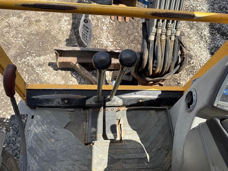 volvo-ecr28-image-18