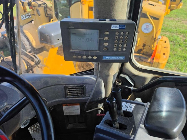 komatsu-wa450-image-22