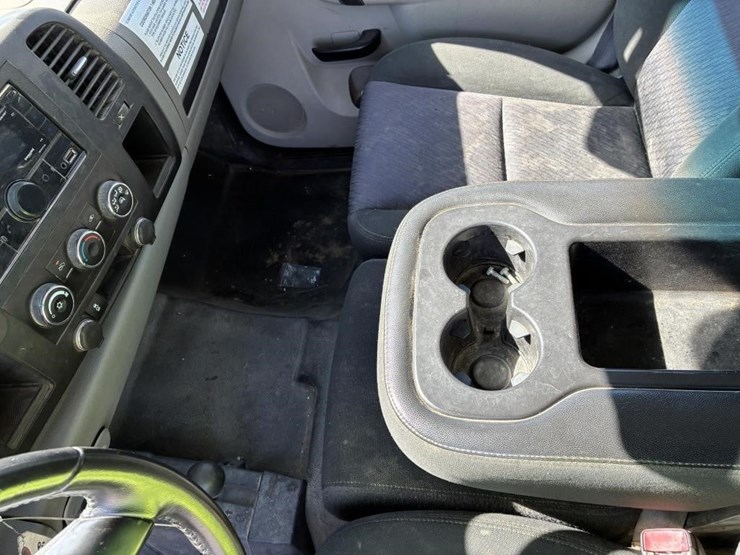 2012-gmc-sierra-2500-image-22