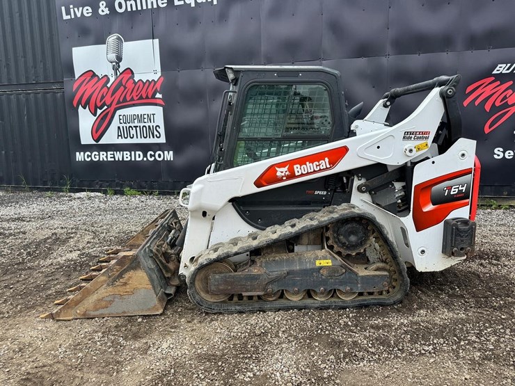 2021-bobcat-t64-image-3