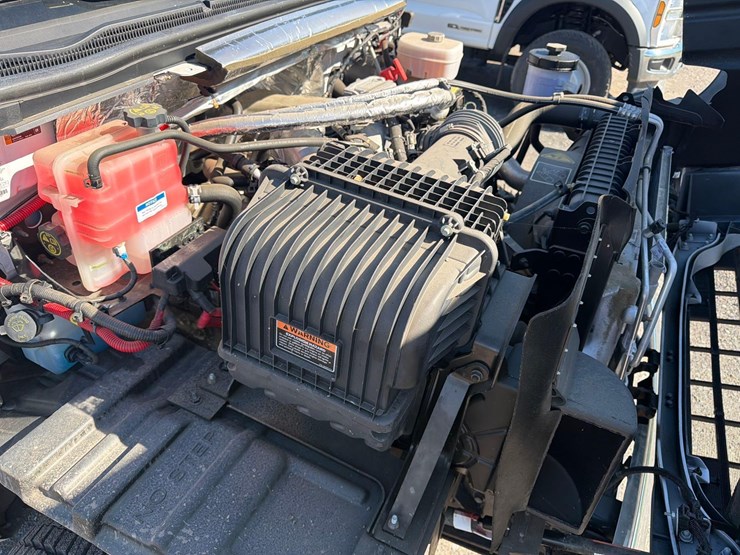 chevrolet-6500-image-11