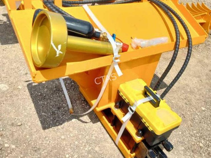 #133-•-skid-steer-pile-hammer-image-2