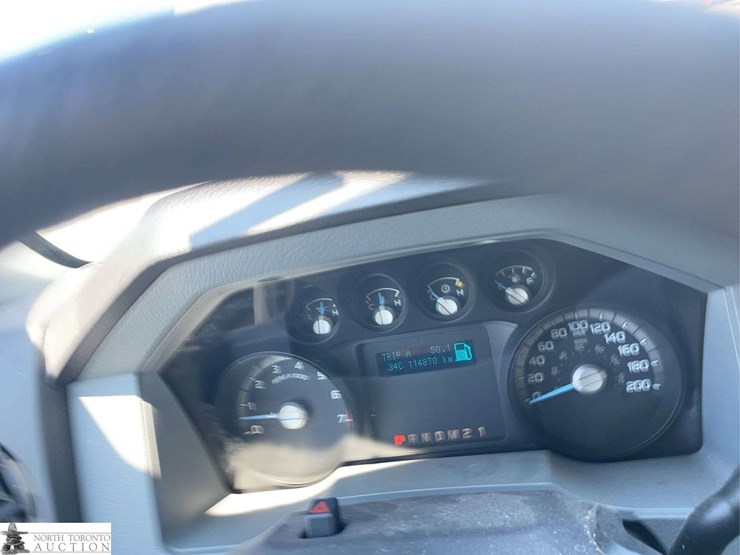 2011-ford-f350-image-12