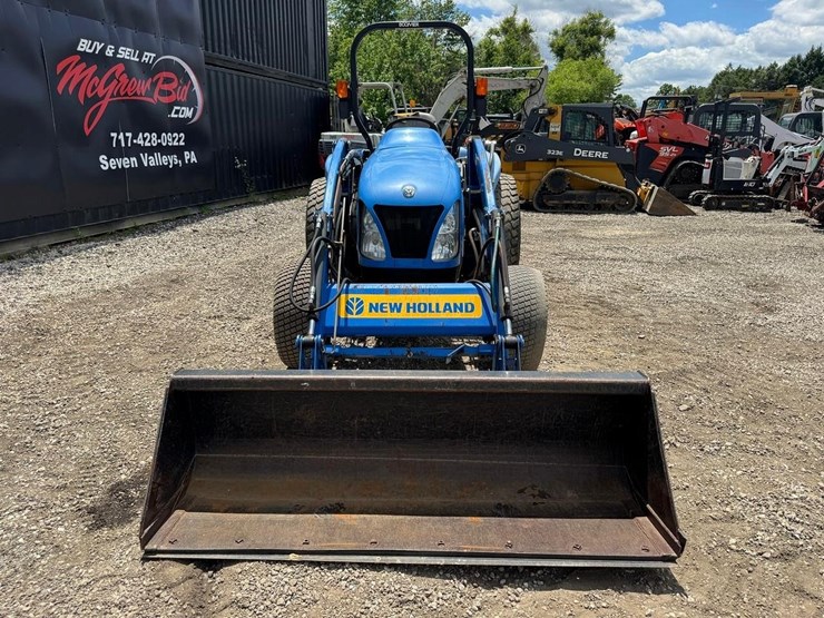 new-holland-boomer-3040-image-9
