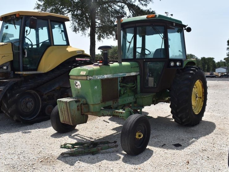 john-deere-2750-image-1