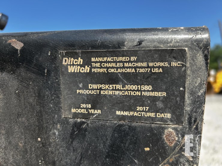 2018-ditch-witch-sk800-image-5