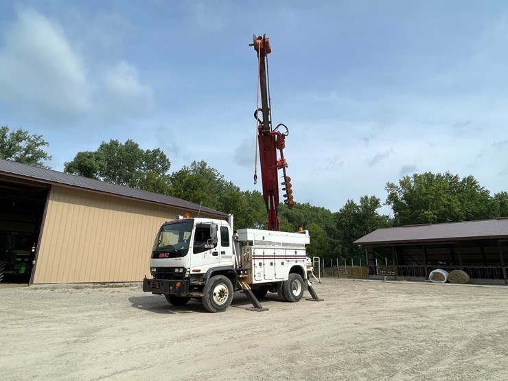 2002-gmc-t8500-image-10