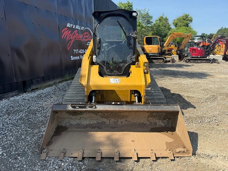2015-caterpillar-277d-image-7