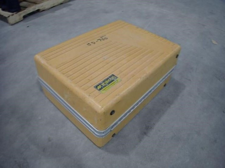 john-deere-700-image-3