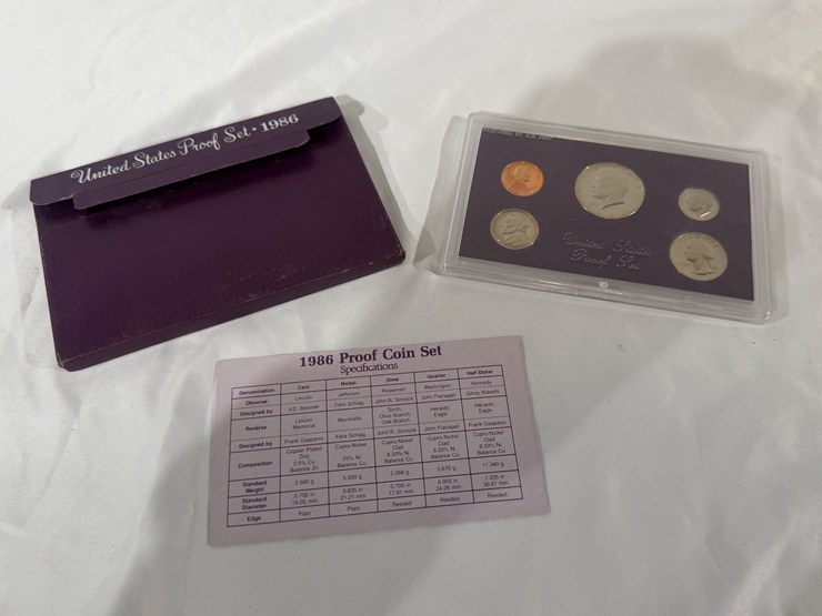 #40044-•-(10)-u.s.-mint-coinsets-from-1980's-image-32