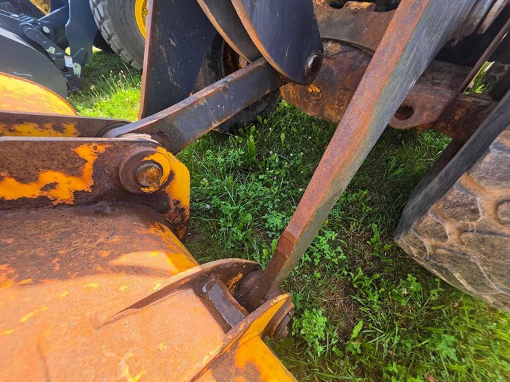 deere-624k-image-16