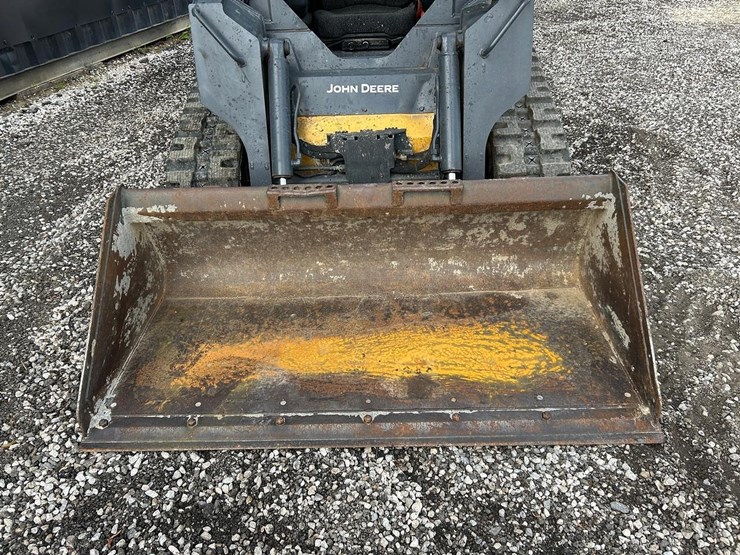 2018-deere-317g-image-9