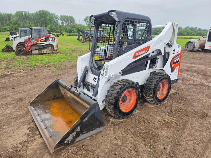 2024-bobcat-s590-image-3