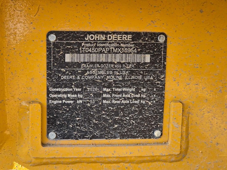 2026-deere-450-lgp-image-28