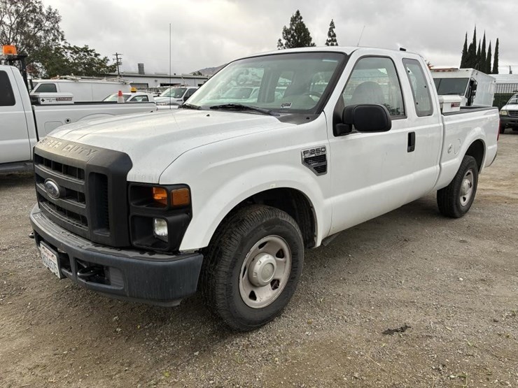 2008-ford-f250-image-1