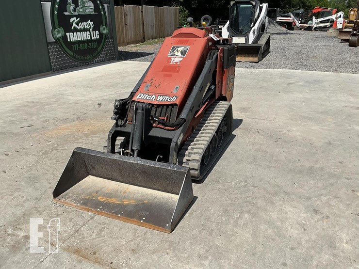 2018-ditch-witch-sk800-image-8