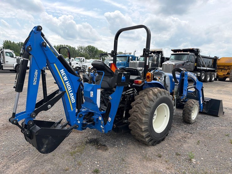 new-holland-workmaster-35-image-5