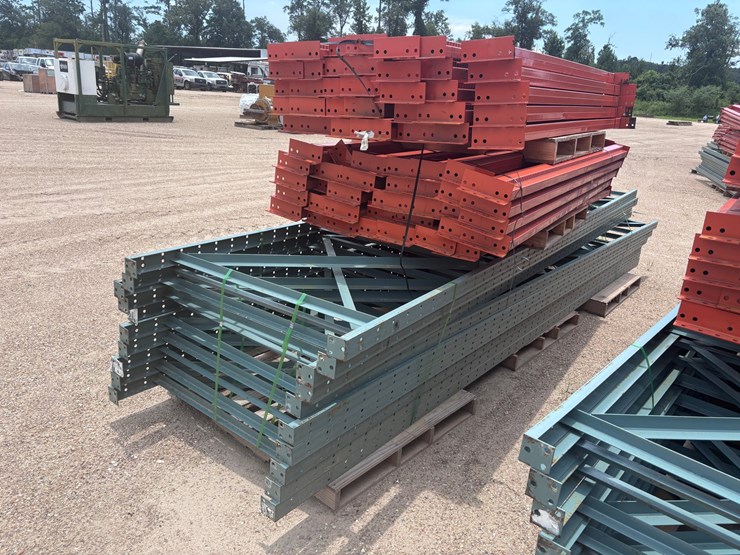 #40085-•-(1)-stack-bolt-on-upright-16ft-x-46in-bolt-on-beams-8ft-x-3-1/2in-pallet-racking-image-2