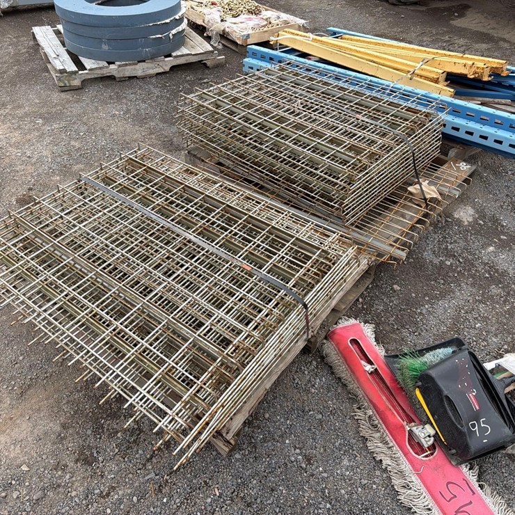 SHELF RACKING SUPPORT EQUIPMENT