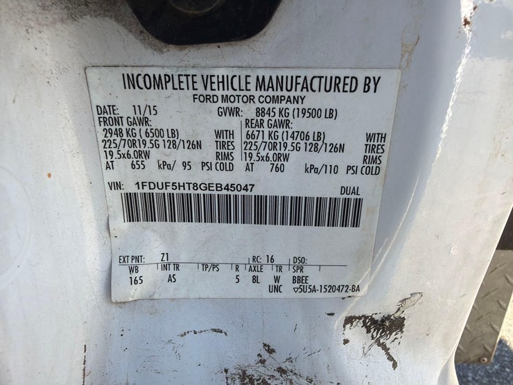 2016-ford-f550-image-25