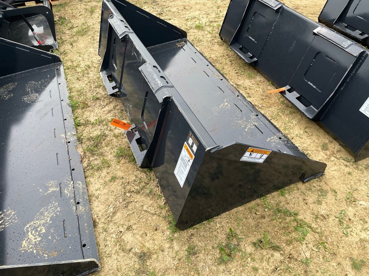 #2030-•-new-wolverine-skid-steer-78"-bucket-image-4