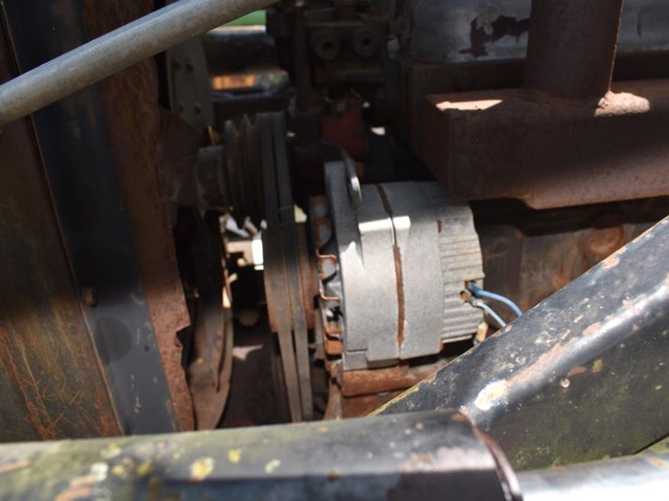 fiat-8055-tractor-w/-loader-(serial-#-307313)-(showing-appx-2,355-hours,-up-image-17