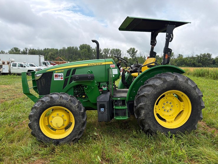 john-deere-5090e-image-1